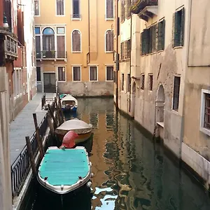 In San Marco Apartment